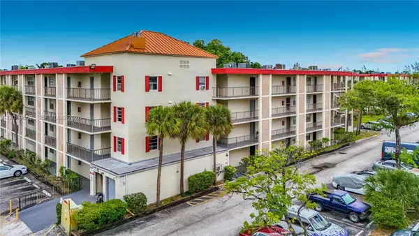 3000 NW 48th Ter #126, Lauderdale Lakes, FL 33313