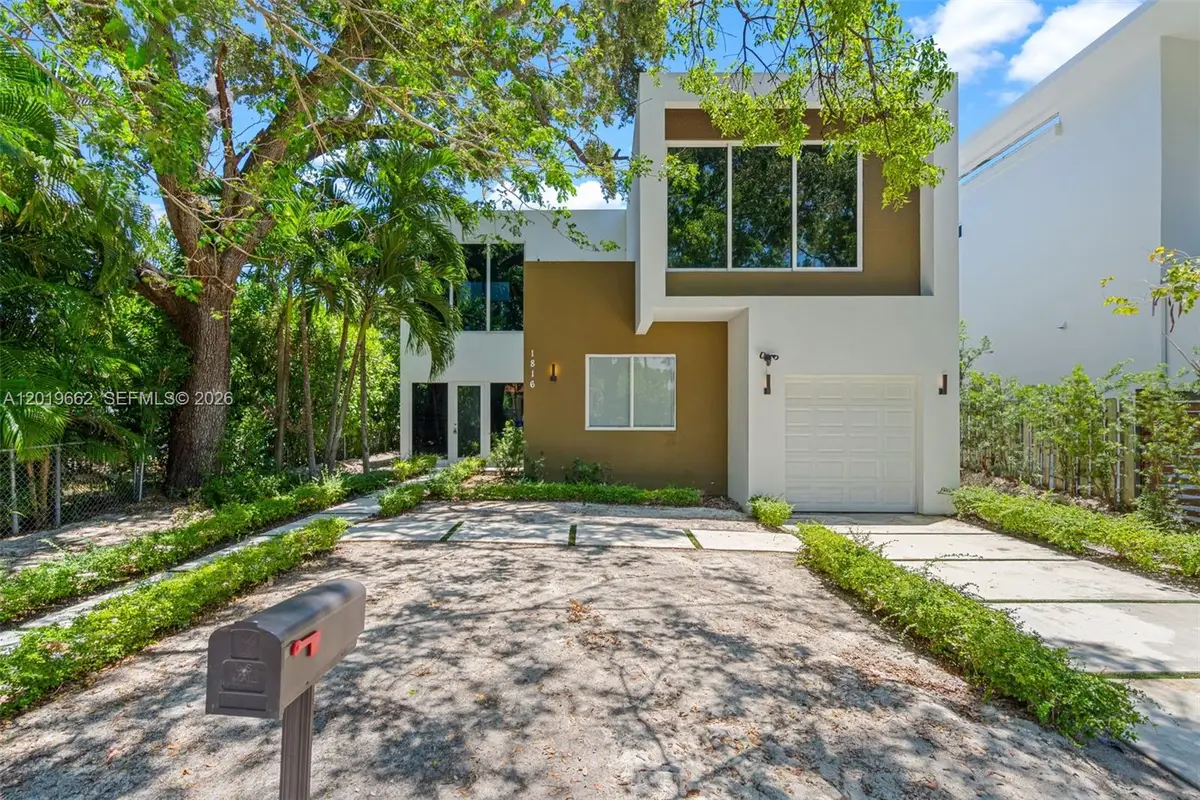 1816 SW 23rd St, Miami, FL 33145 - #1