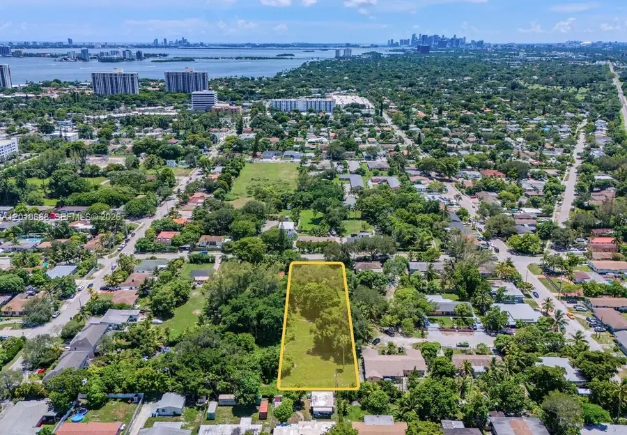 1231 NE 115th St, Miami, FL 33161 - #2