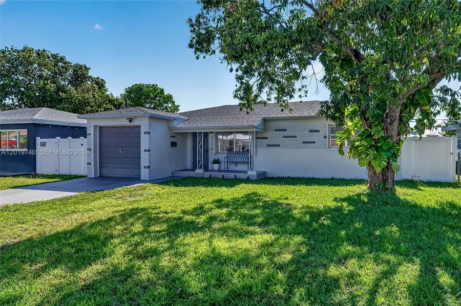 413 SW 5th Ave, Hallandale Beach, FL 33009 - #2