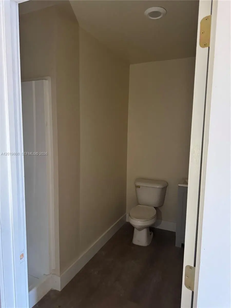 650 E 49th St, Hialeah, FL 33013 - #2