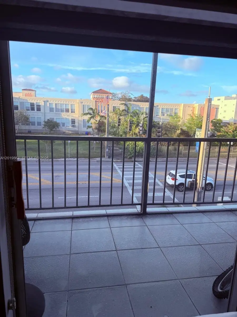 1250 NE 125th St #317A, North Miami, FL 33161 - #2