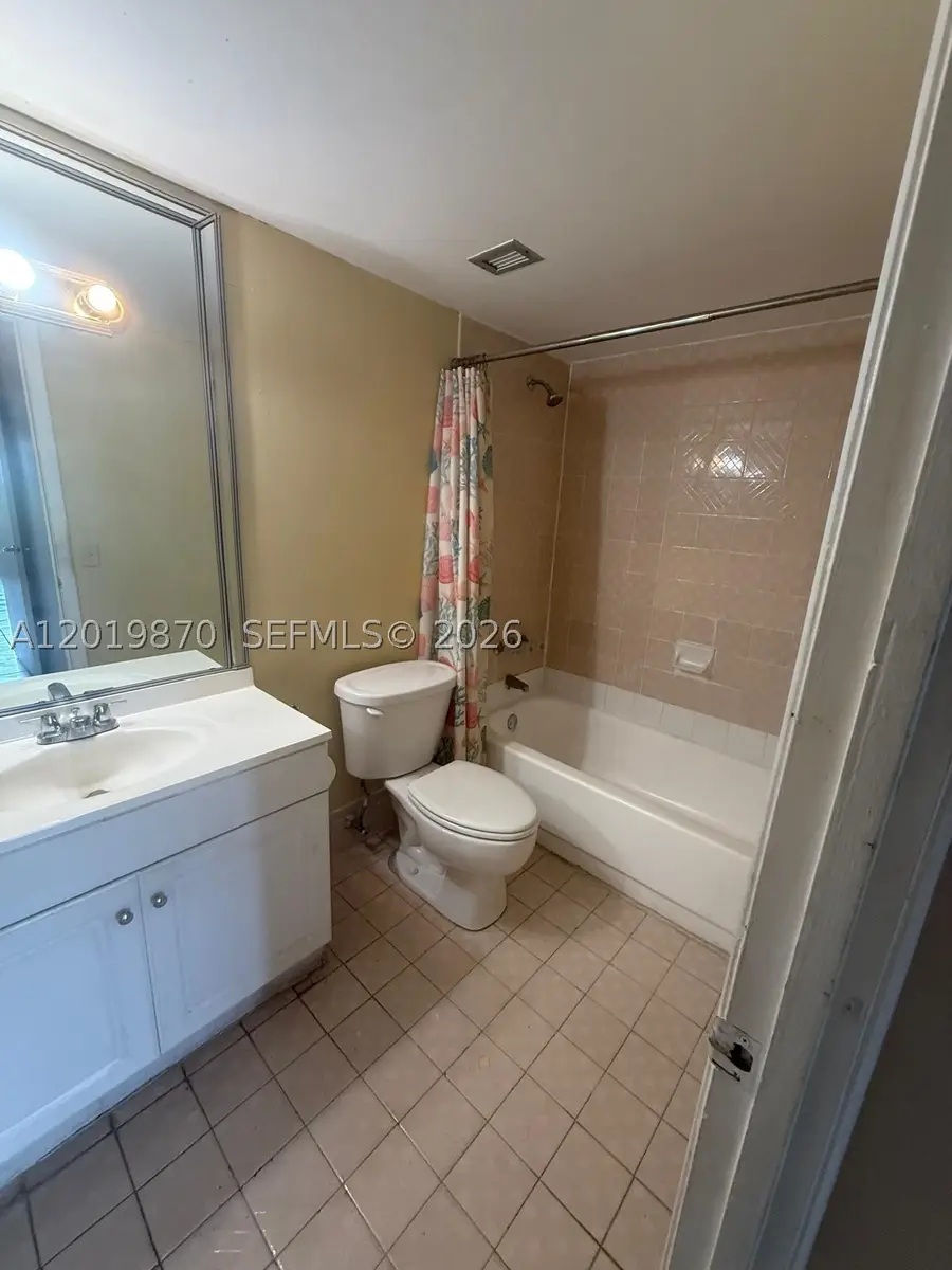 Address Withheld By Seller, Miami, FL 33174 - #2