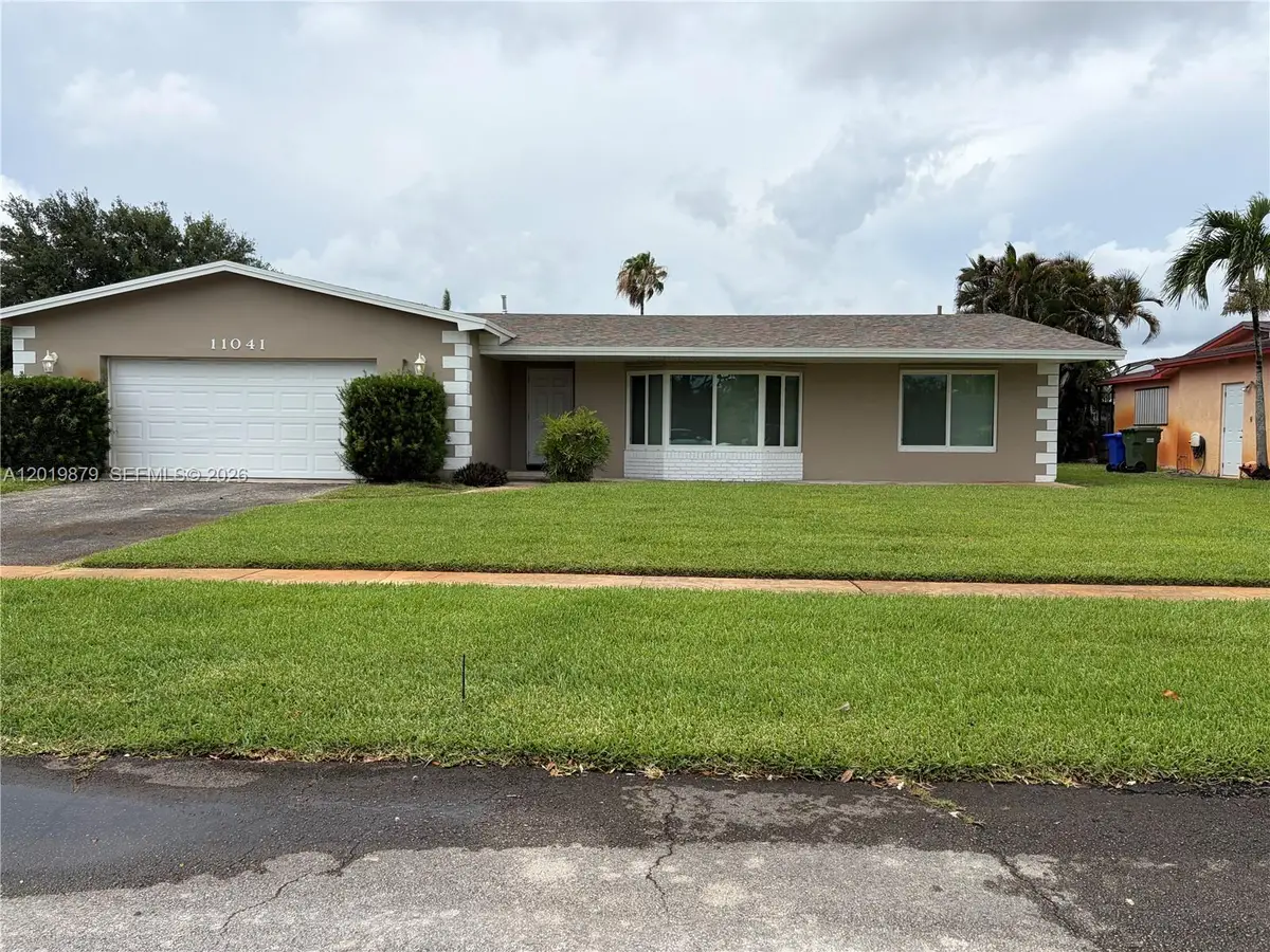 11041 NW 15th Ct, Pembroke Pines, FL 33026 - #1
