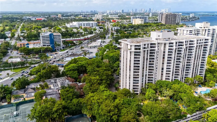 2000 Towerside Ter #311, Miami, FL 33138 - #2