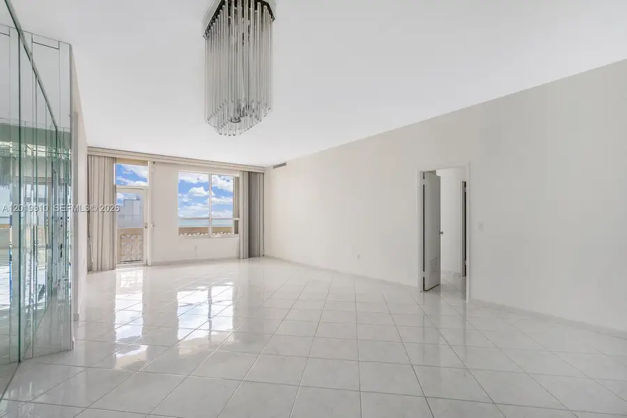 10185 Collins Ave #PH08, Bal Harbour, FL 33154 - #3