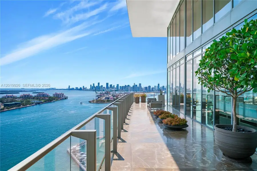 800 S Pointe Dr #2204, Miami Beach, FL 33139 - #3