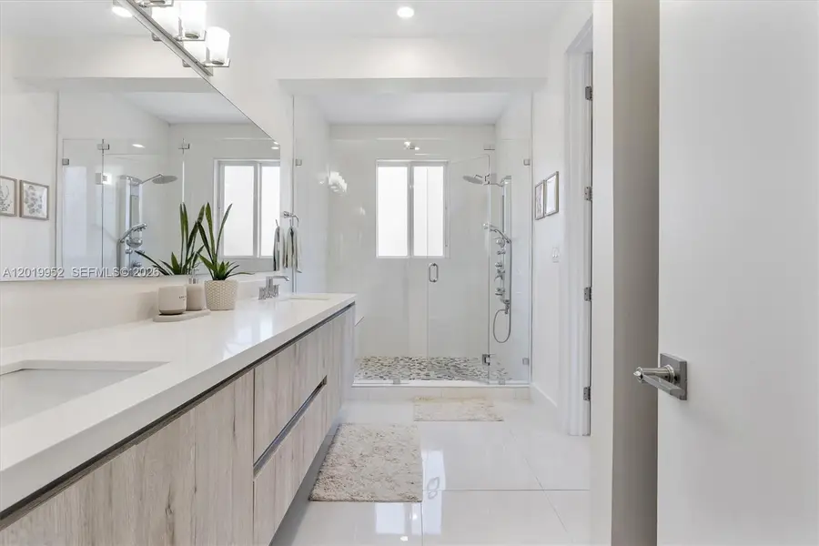 2920 SW 25th Ter #B, Miami, FL 33133 - #3