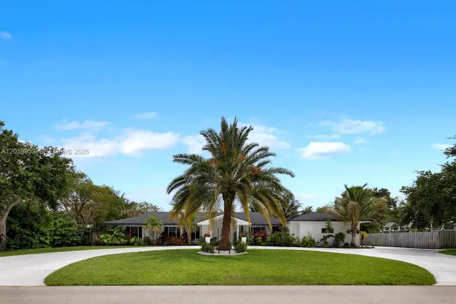 600 NE 4th St, Pompano Beach, FL 33060 - #2