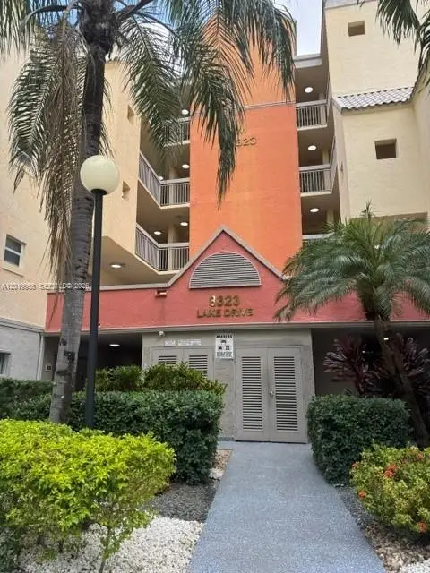 8323 Lake Dr #506, Doral, FL 33166 - #1