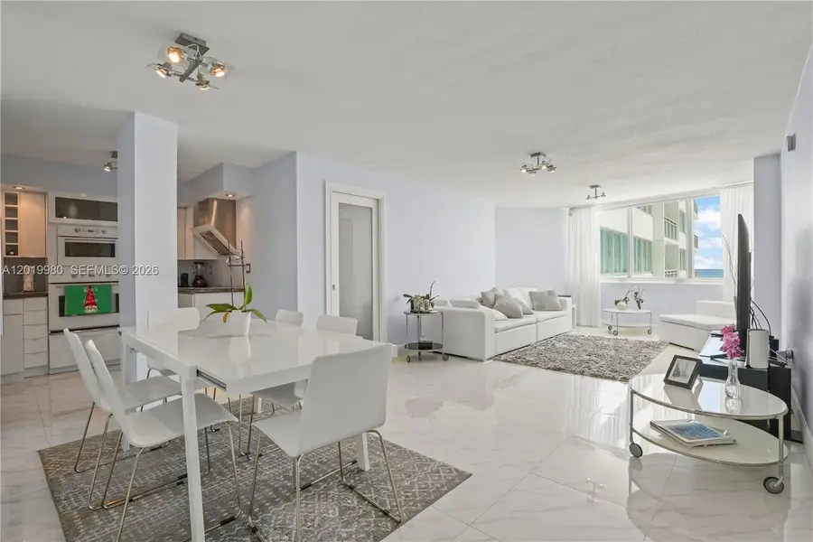7135 Collins Ave #712, Miami Beach, FL 33141 - #3