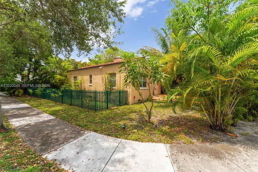 28 NE 48th St, Miami, FL 33137 - #2