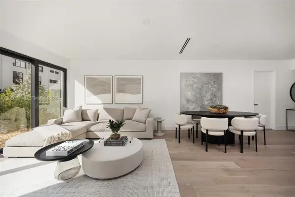 204 Sunrise Dr #204B, Key Biscayne, FL 33149