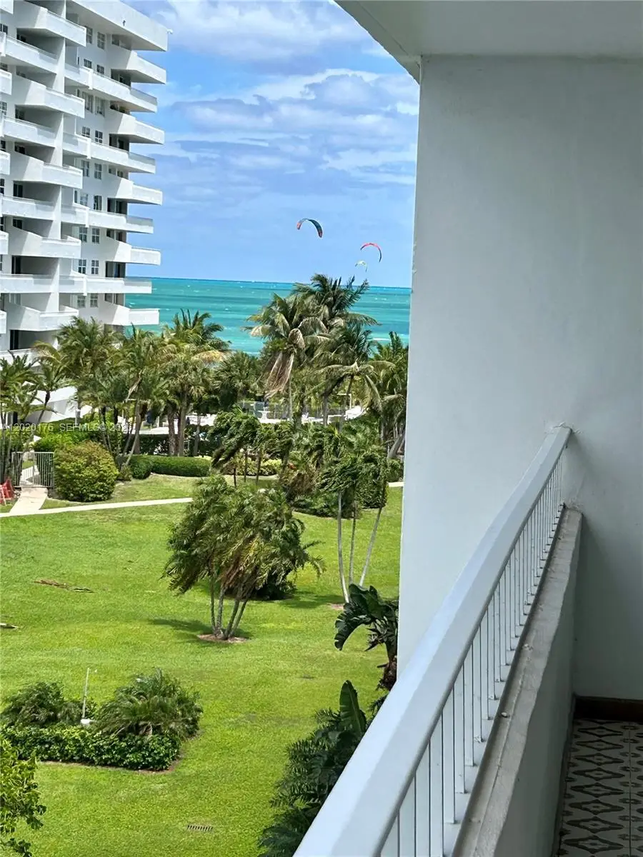 199 Ocean Lane Dr #512, Key Biscayne, FL 33149 - #1