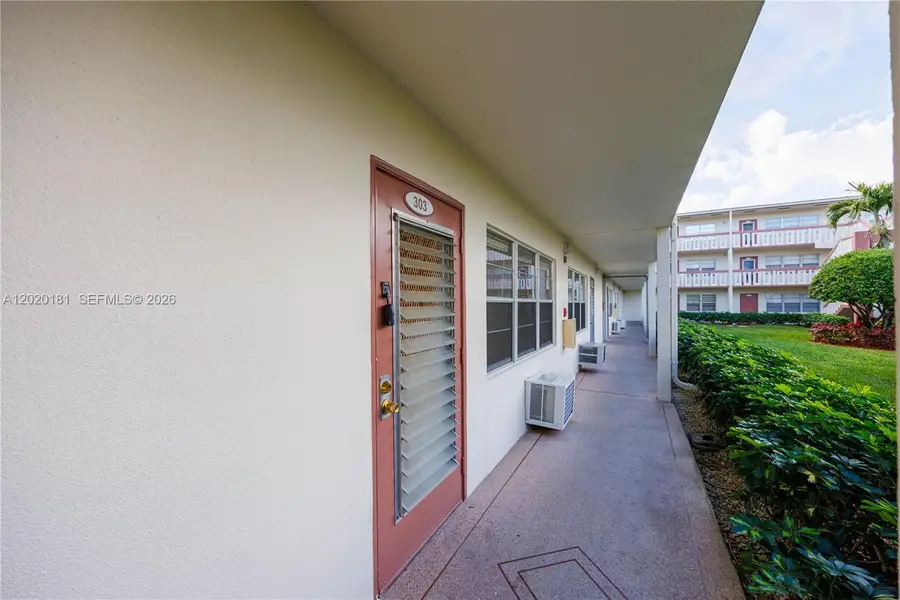303 Preston H #303, Boca Raton, FL 33434 - #3