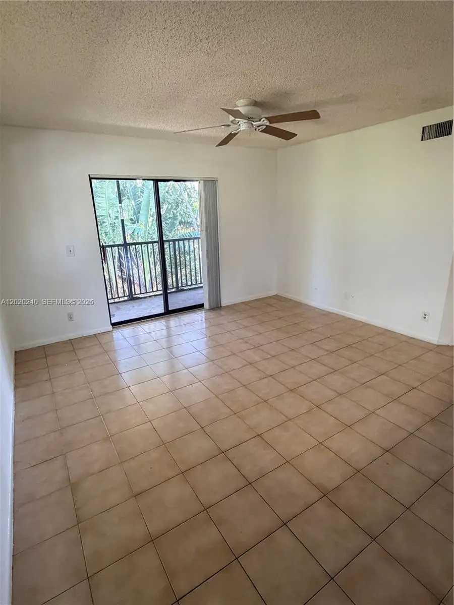 588 Trace Cir #202, Deerfield Beach, FL 33441 - #2