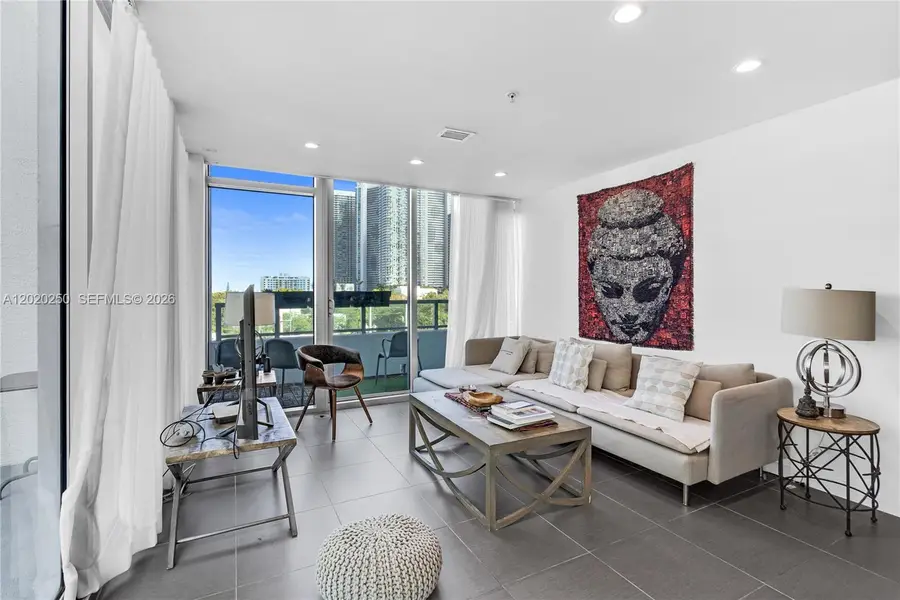 3301 NE 1st Ave #M0513, Miami, FL 33137 - #3