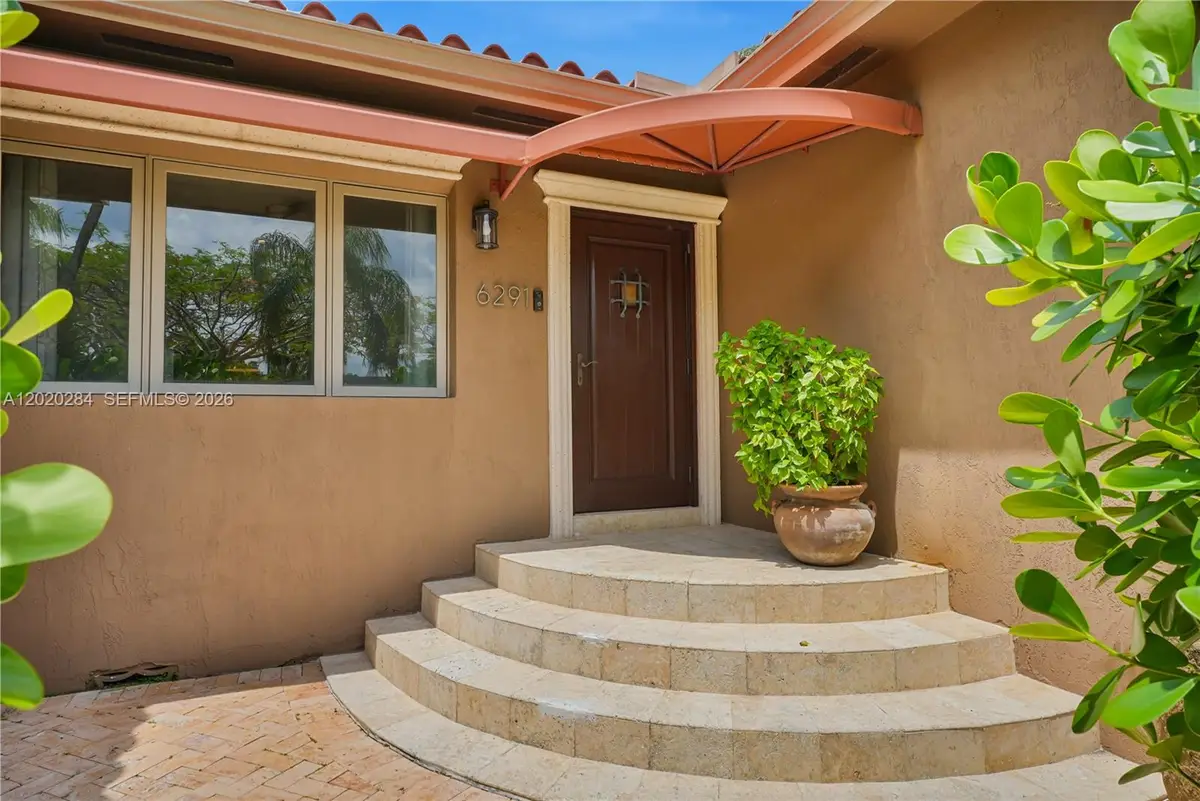 6291 SW 50th St, Miami, FL 33155 - #1