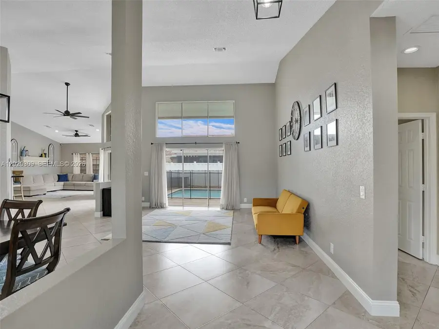 4077 NW 83rd Ln, Coral Springs, FL 33065 - #3