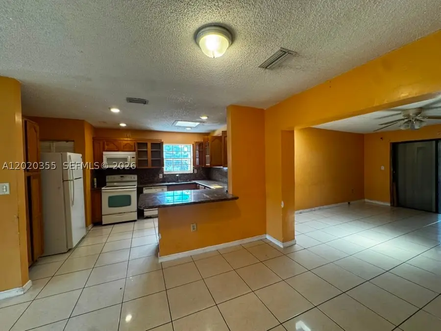 1251 NW 190th St, Miami Gardens, FL 33169 - #2