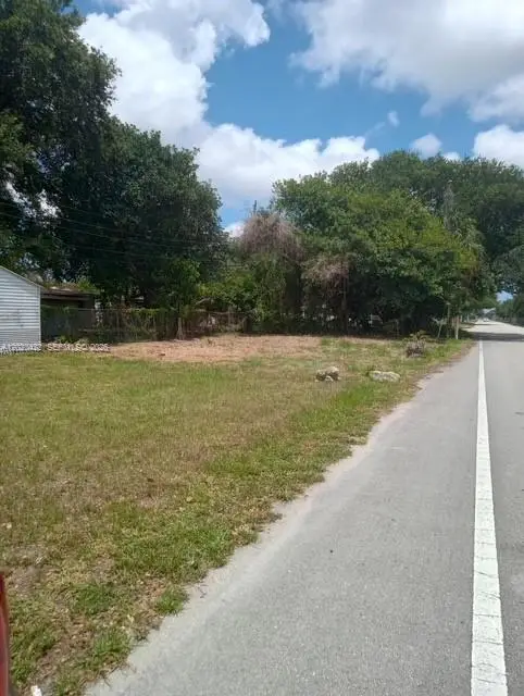 2410 NW 167 St, Miami Gardens, FL 33056 - #3