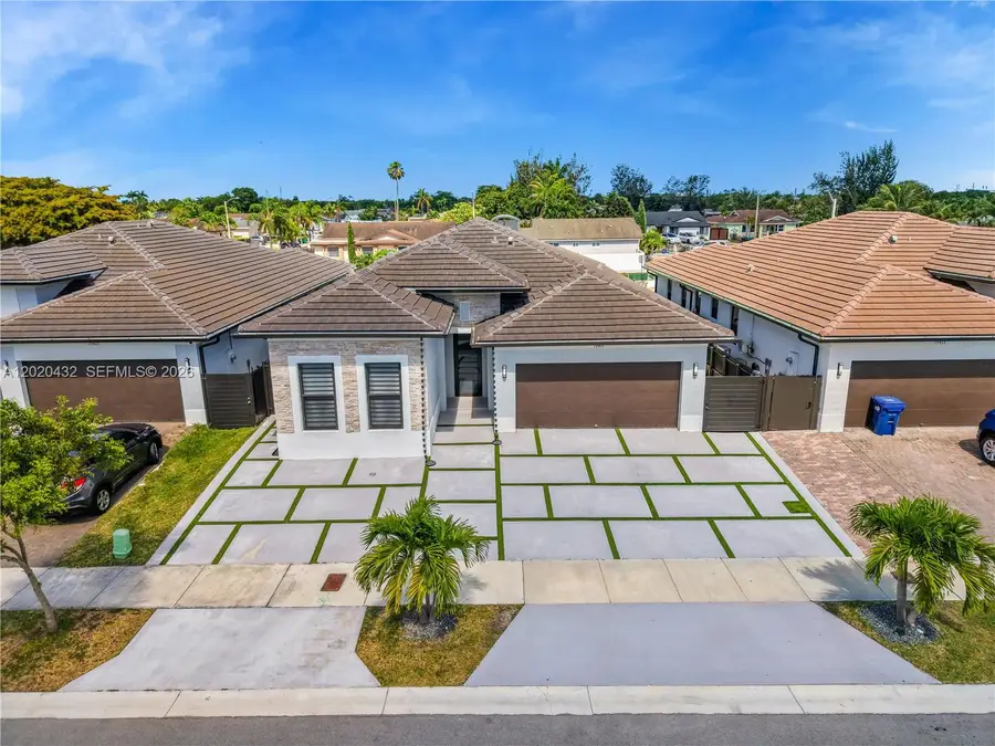 19419 SW 124th Ct, Miami, FL 33177 - #2