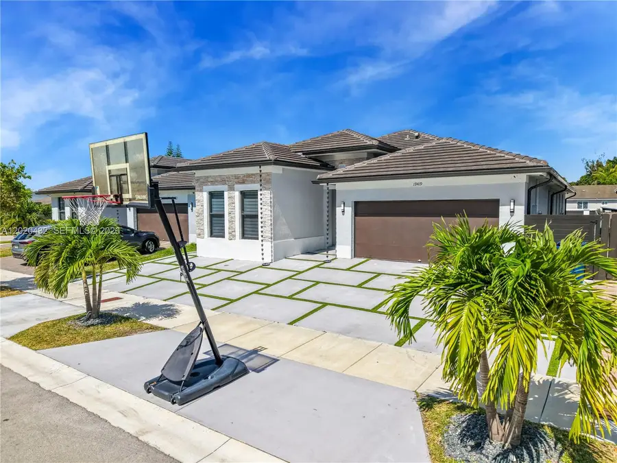 19419 SW 124th Ct, Miami, FL 33177 - #3