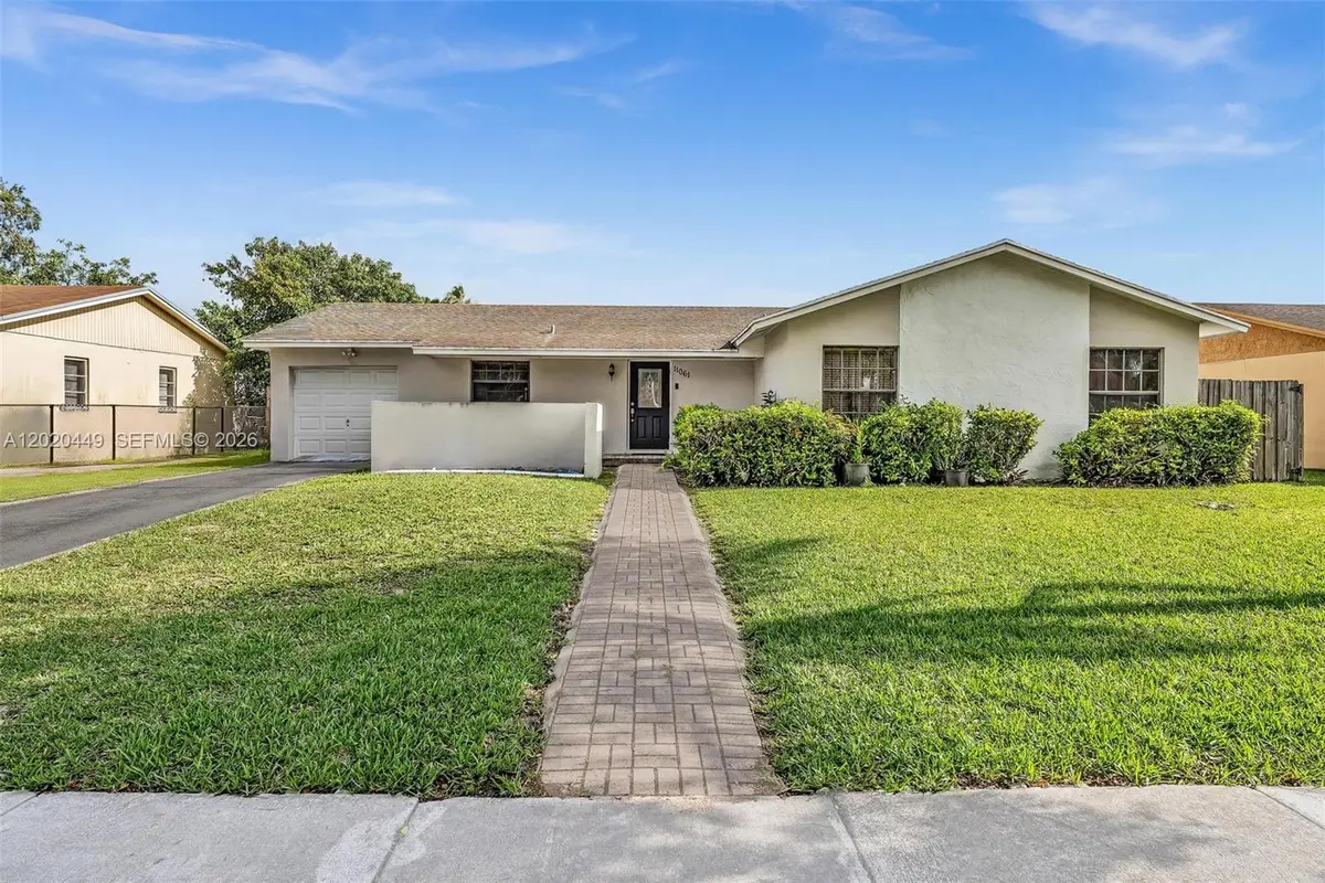 11061 SW 163rd St, Miami, FL 33157 - #1