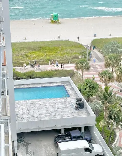 401 Ocean Dr #910, Miami Beach, FL 33139 - #2