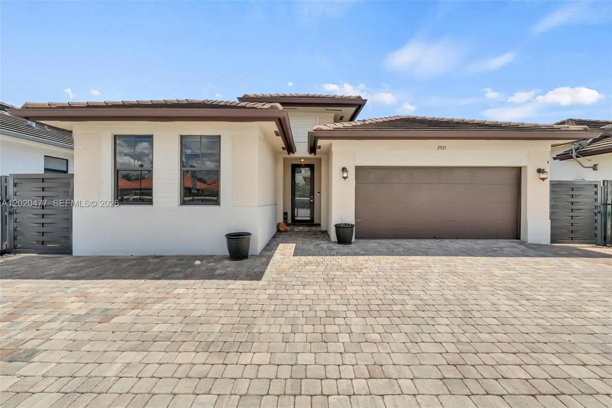 2921 SW 152nd Ave, Miami, FL 33185 - #1