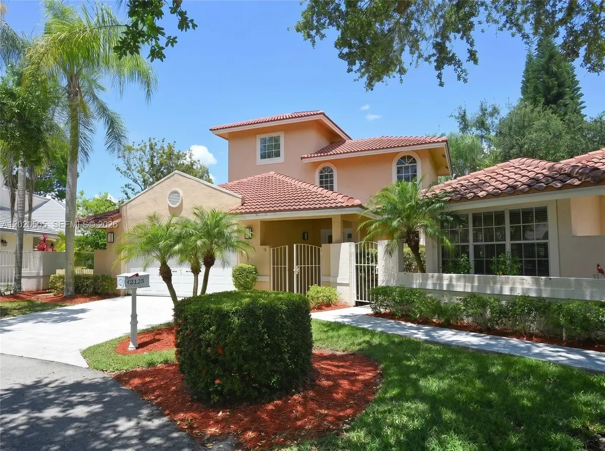 2125 Harbor Way, Weston, FL 33326 - #1