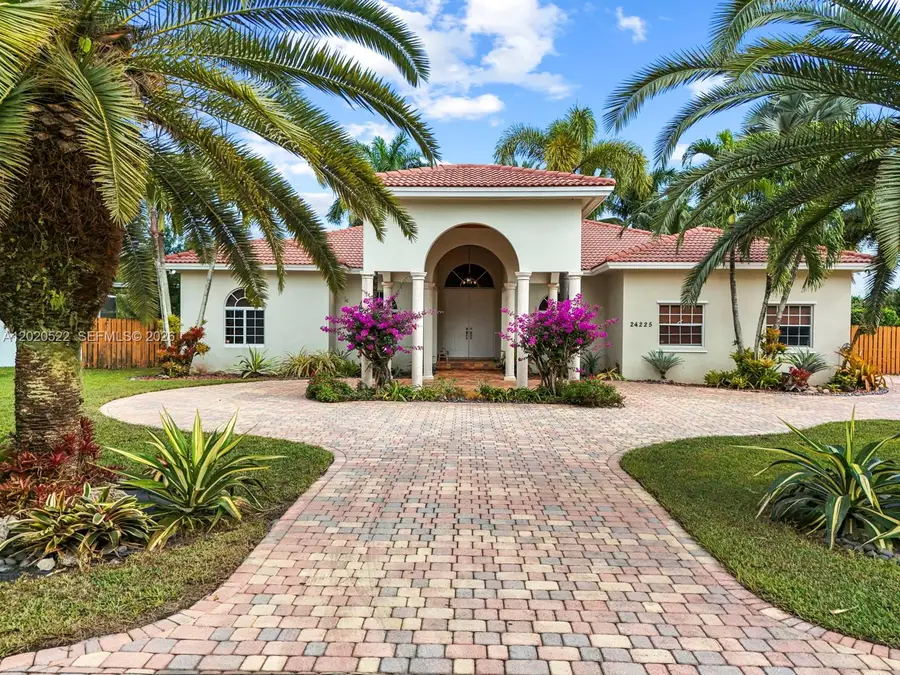 24225 SW 198th Ave, Homestead, FL 33031 - #2
