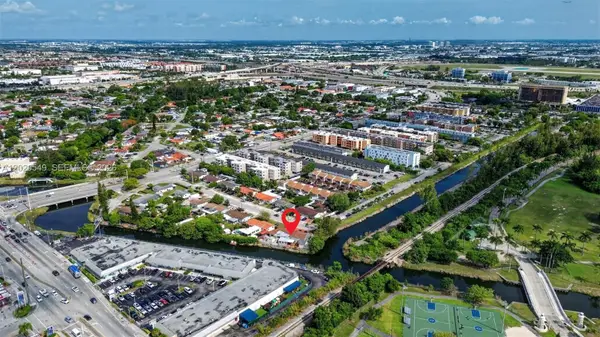 7100 NW 1st Ter, Miami, FL 33126