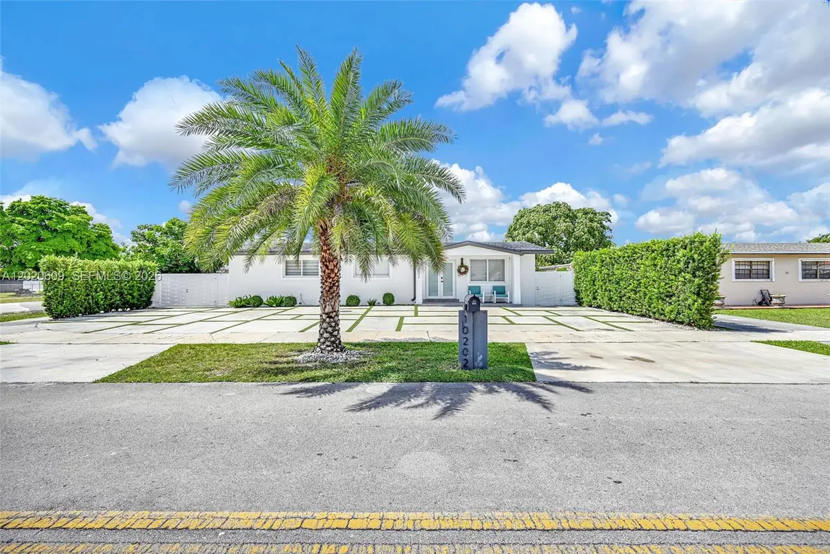 10202 SW 33rd St, Miami, FL 33165 - #1