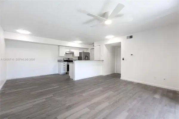 2094 Arbour Walk Cir #3018, Naples, FL 34109