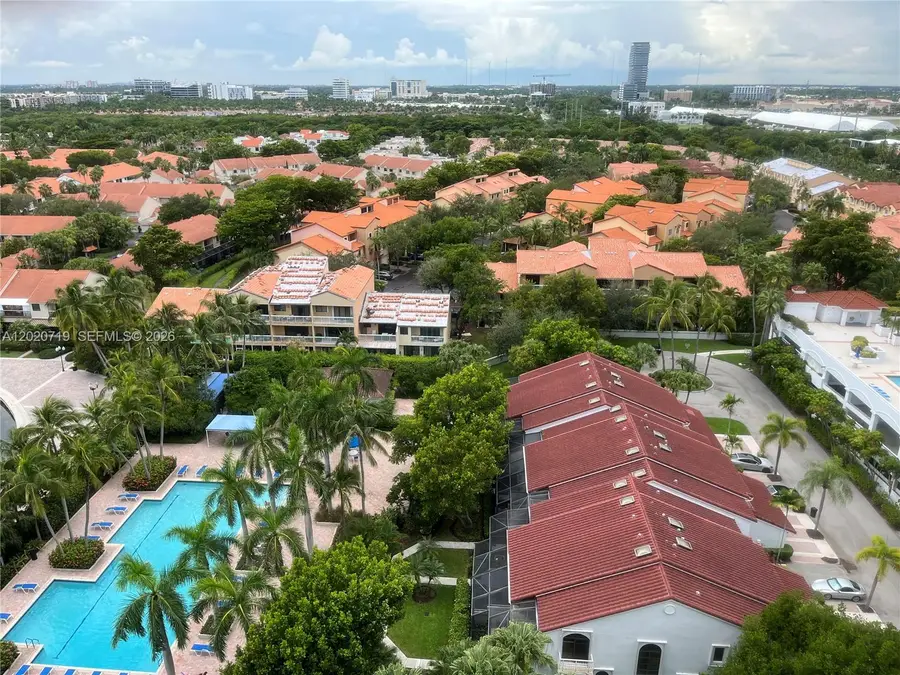 3610 Yacht Club Dr #1511 Penthouse, Aventura, FL 33180 - #2