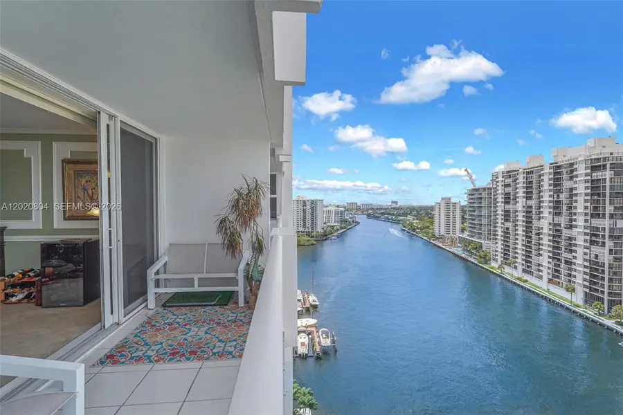 2800 E Sunrise Blvd #17E, Fort Lauderdale, FL 33304 - #2