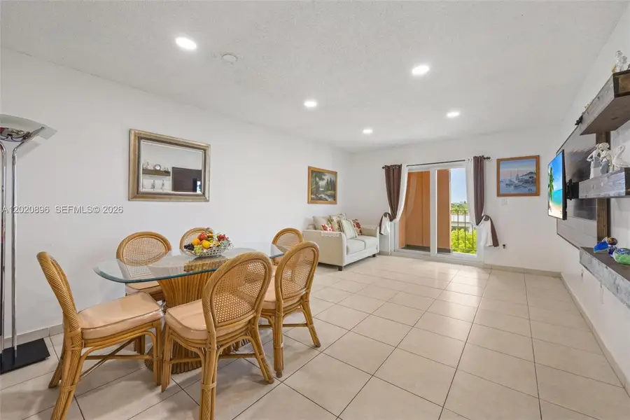 440 E 23rd St #1405, Hialeah, FL 33013 - #2