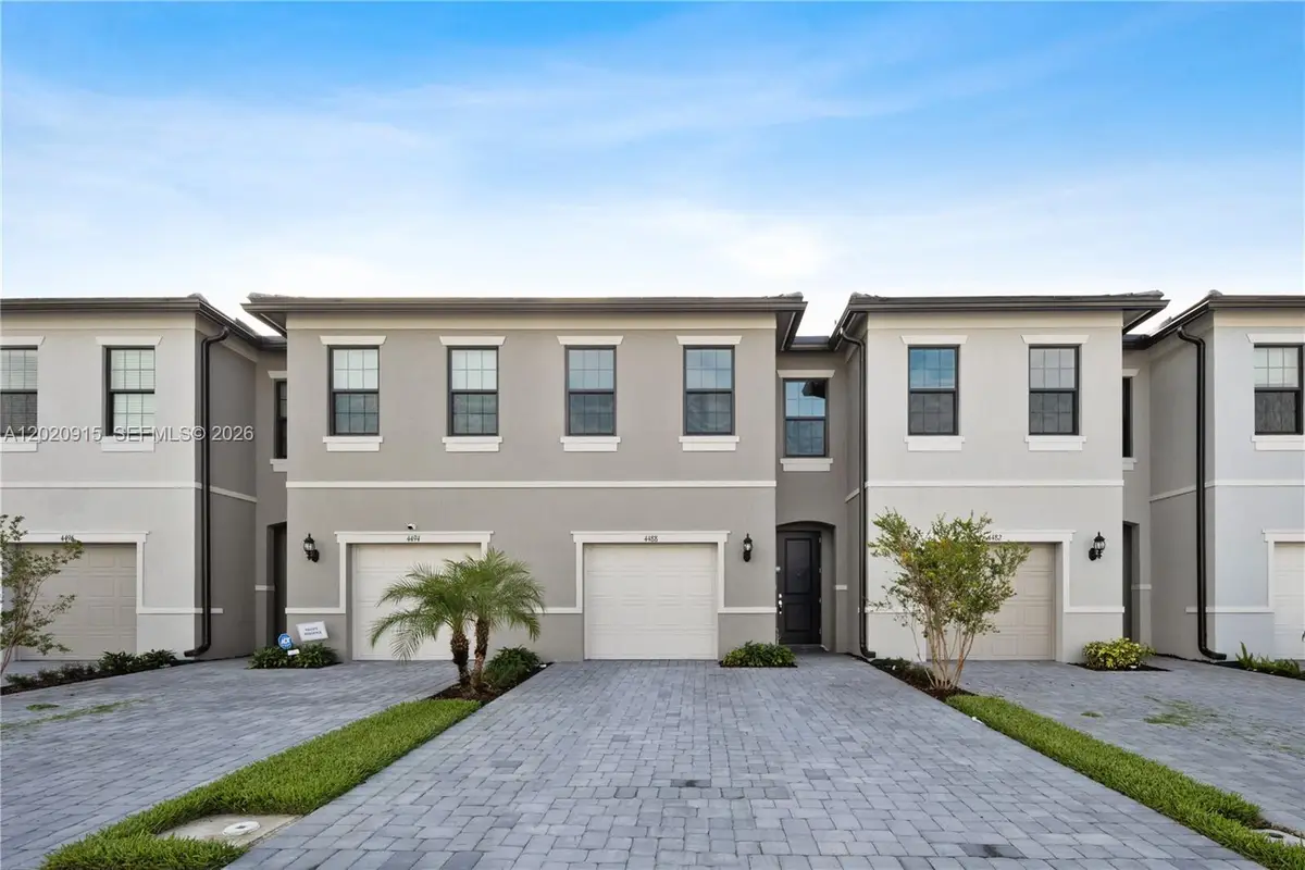 4488 E Appleton Cir E, Oakland Park, FL 33309 - #1