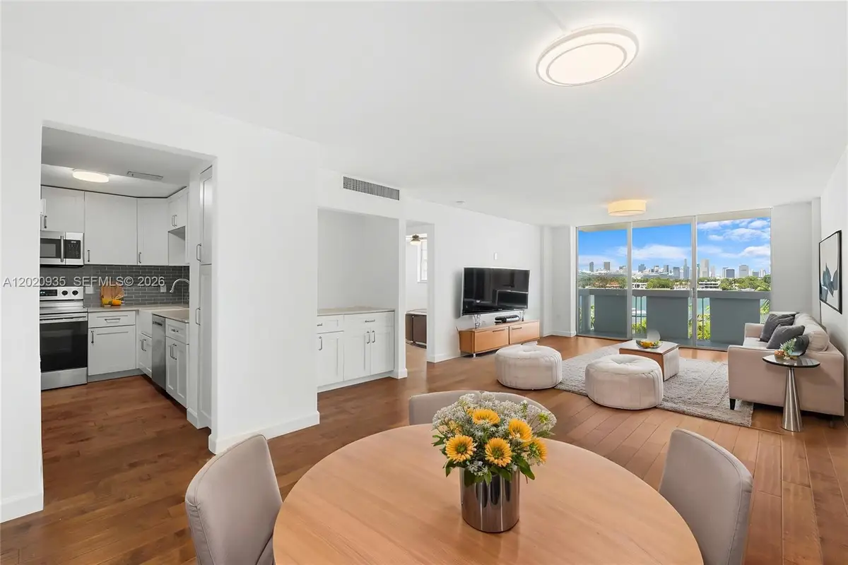 800 West Ave #527, Miami Beach, FL 33139 - #1