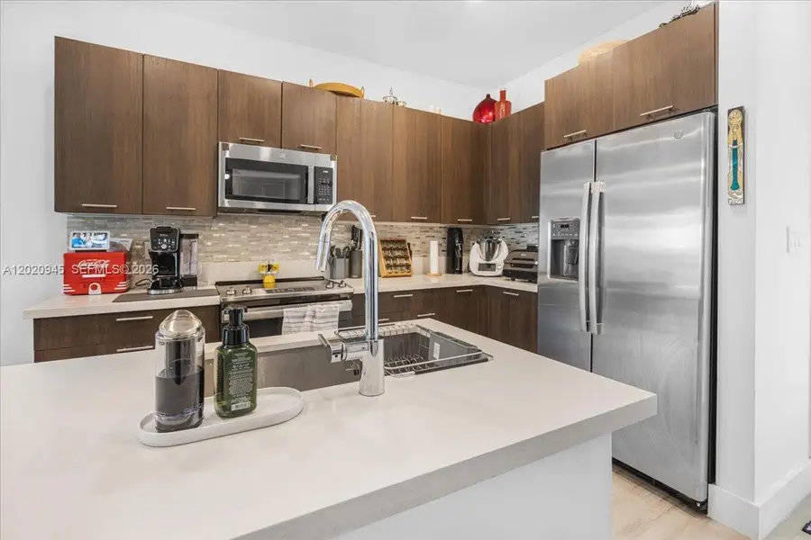 8301 NW 41st St #B-309, Doral, FL 33166 - #2