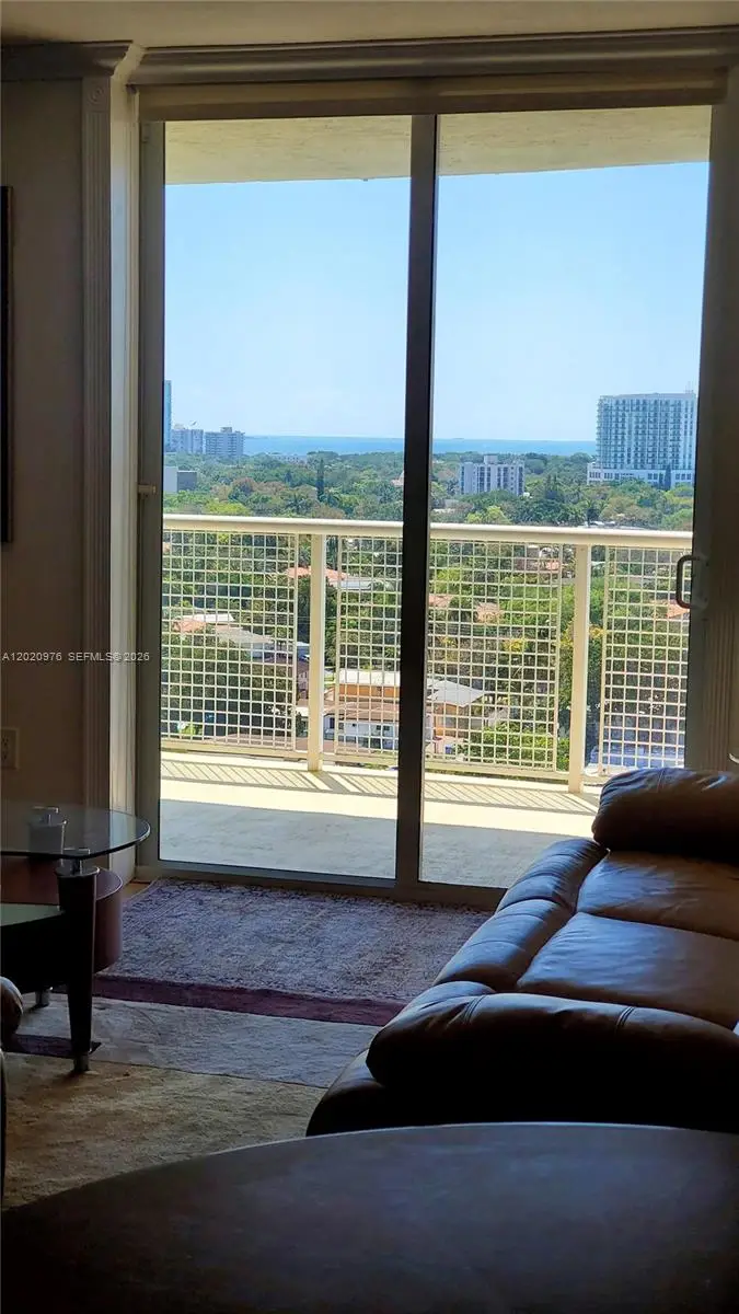 900 SW 8th St #1501, Miami, FL 33130 - #2
