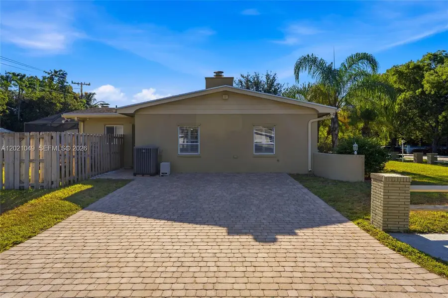 8495 SW 160th St, Palmetto Bay, FL 33157 - #2