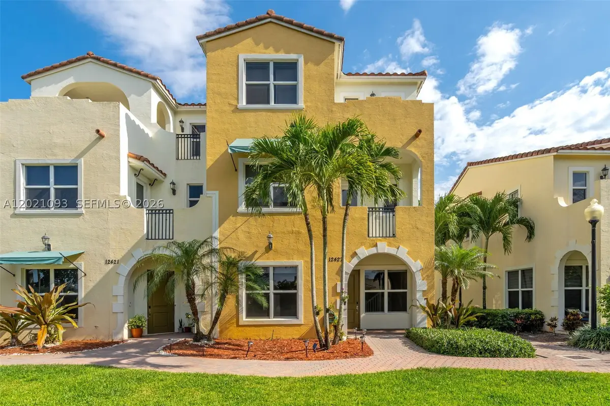 12427 NW 18th Ct, Pembroke Pines, FL 33028 - #1