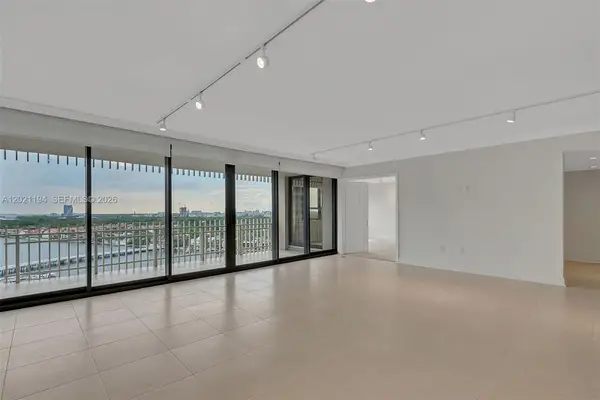 3 Grove Isle Dr #C1606, Coconut Grove, FL 33133