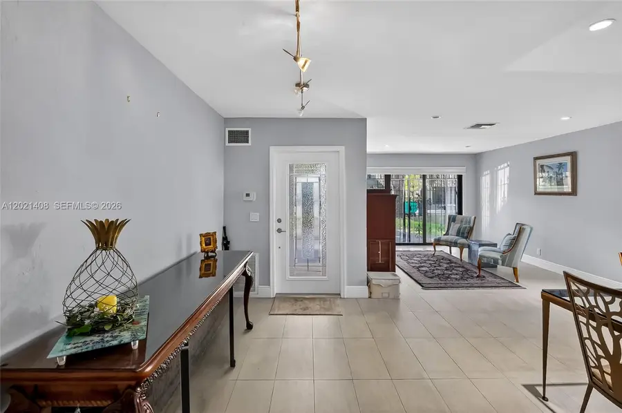 8887 SW 62nd Ter #10-A, Miami, FL 33173 - #3