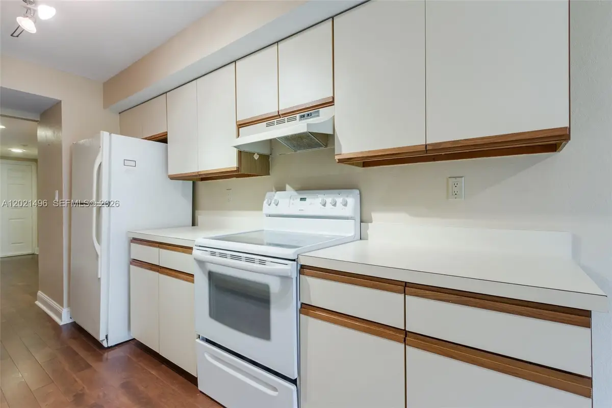 1420 Sheridan St #3H, Hollywood, FL 33020 - #1
