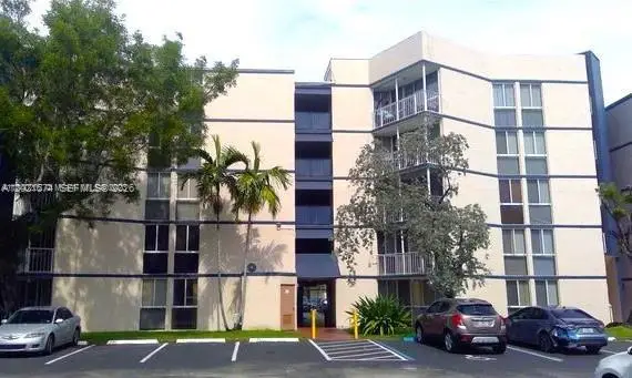 7075 NW 186th St #C207, Hialeah, FL 33015 - #2