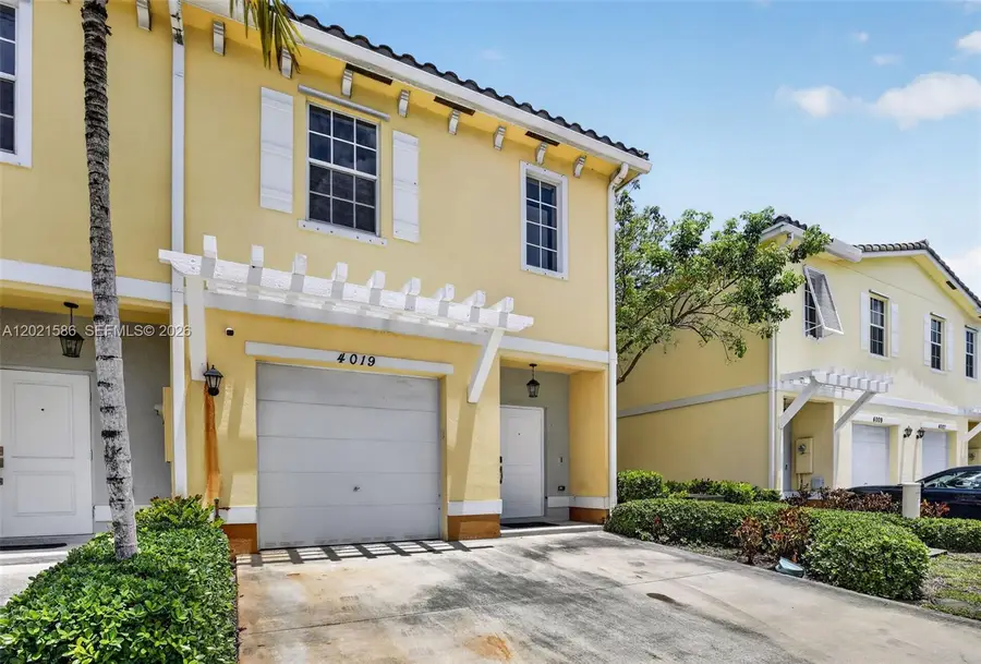 4019 NW 11th Dr, Lauderhill, FL 33313 - #2
