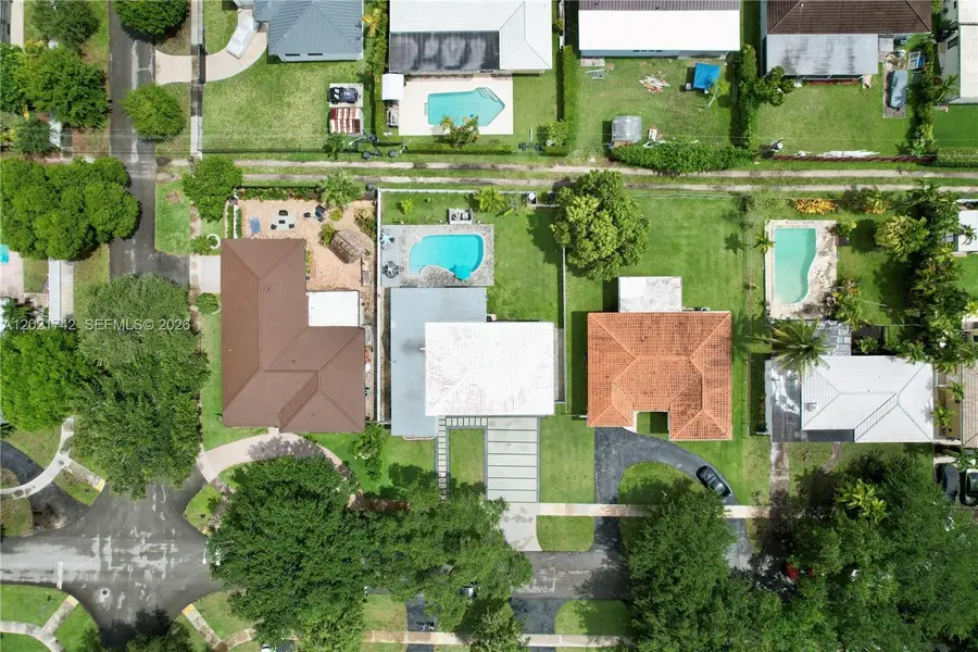 1183 Robin Ave, Miami Springs, FL 33166 - #3